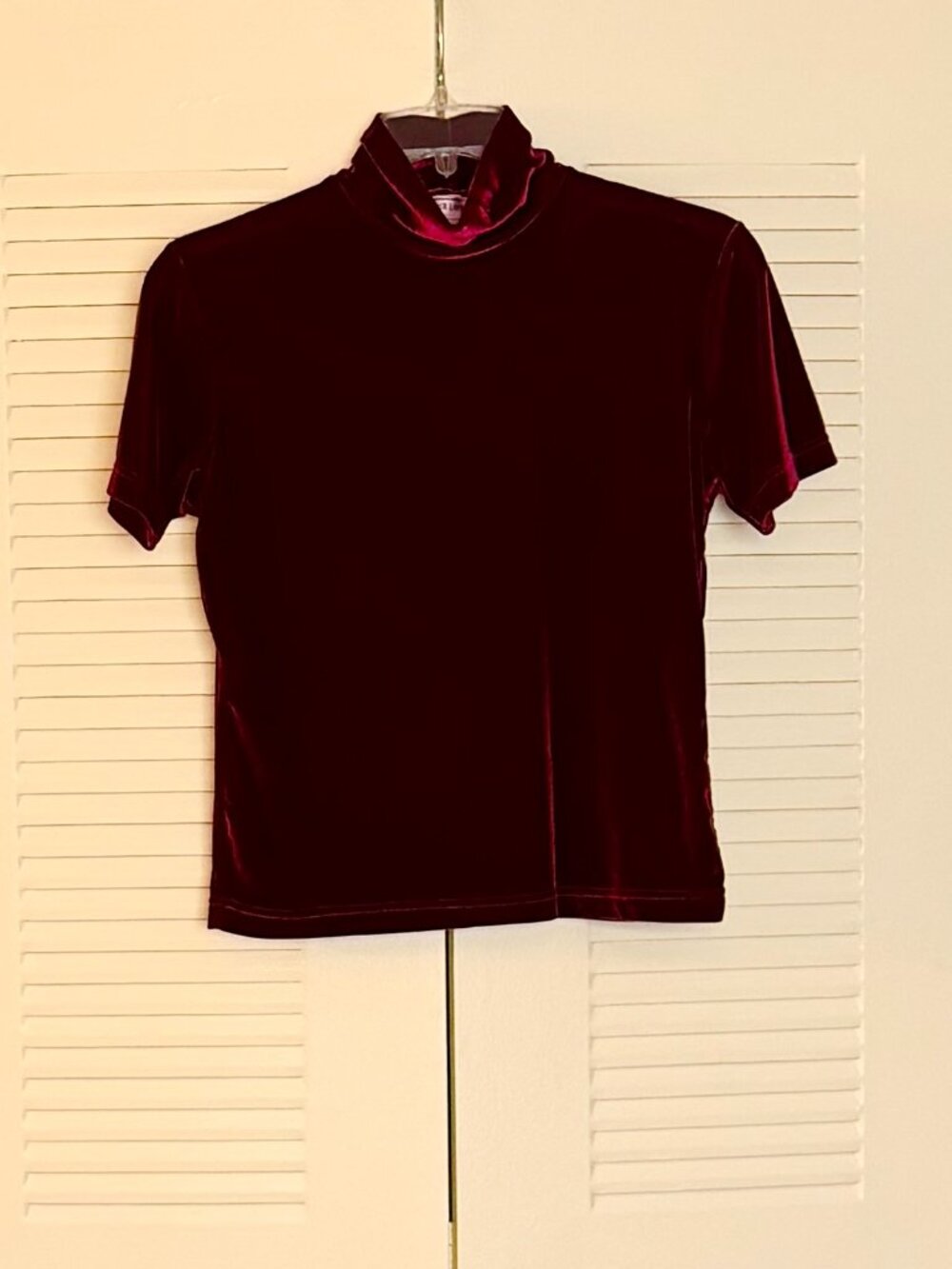 Vintage Frazier Lawrence Red Velour Mock-Cowl-Neck Short Sleeve Top Size M